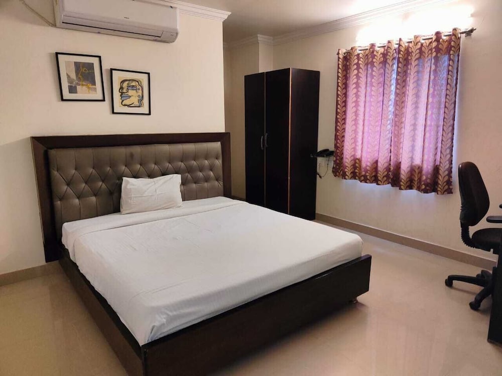 Deluxe Single Room, City View
