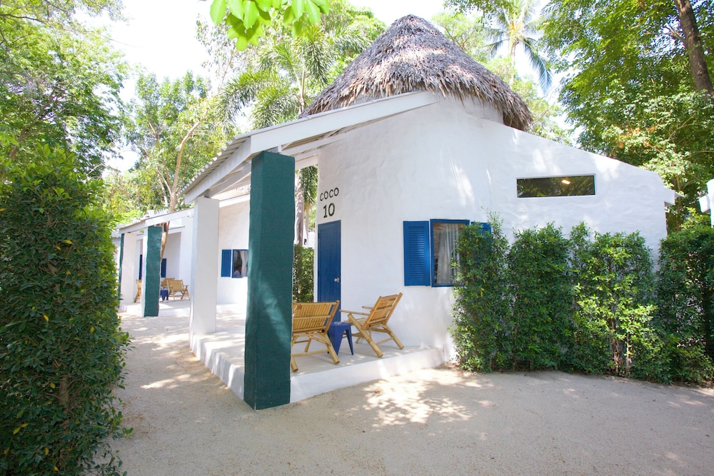 Standard Cottage - Photo 2