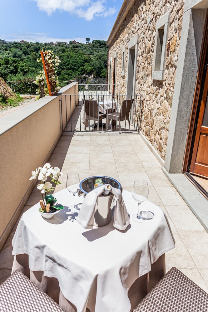 Triple Room, Terrace photo 2