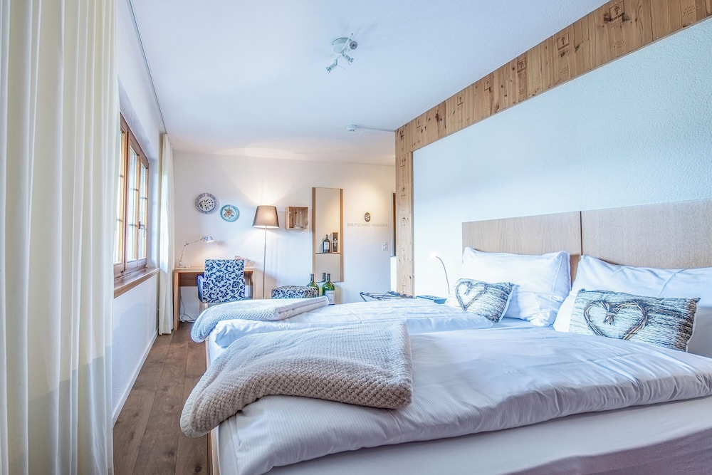 Double Room - Photo 6