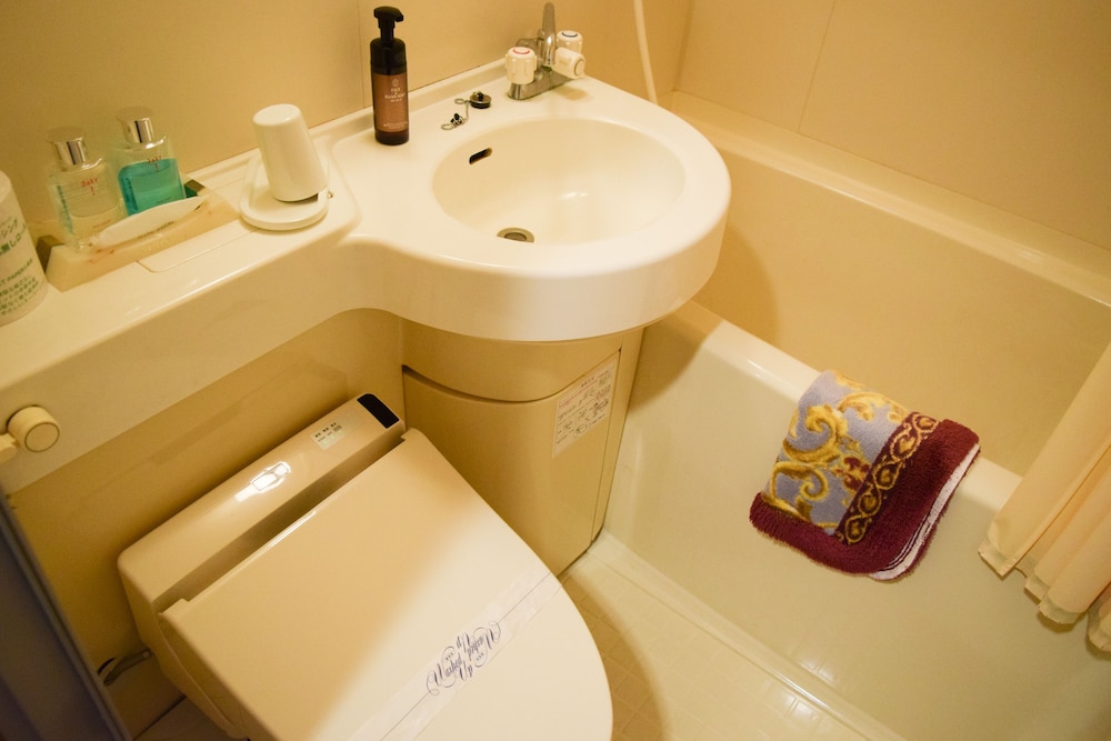 Standard Japanese Style Room, Shared Bathroom photo 2
