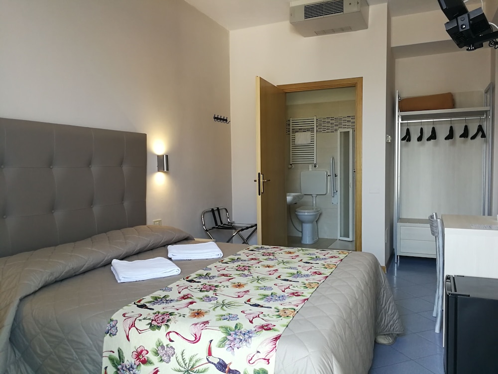 Comfort Double or Twin Room