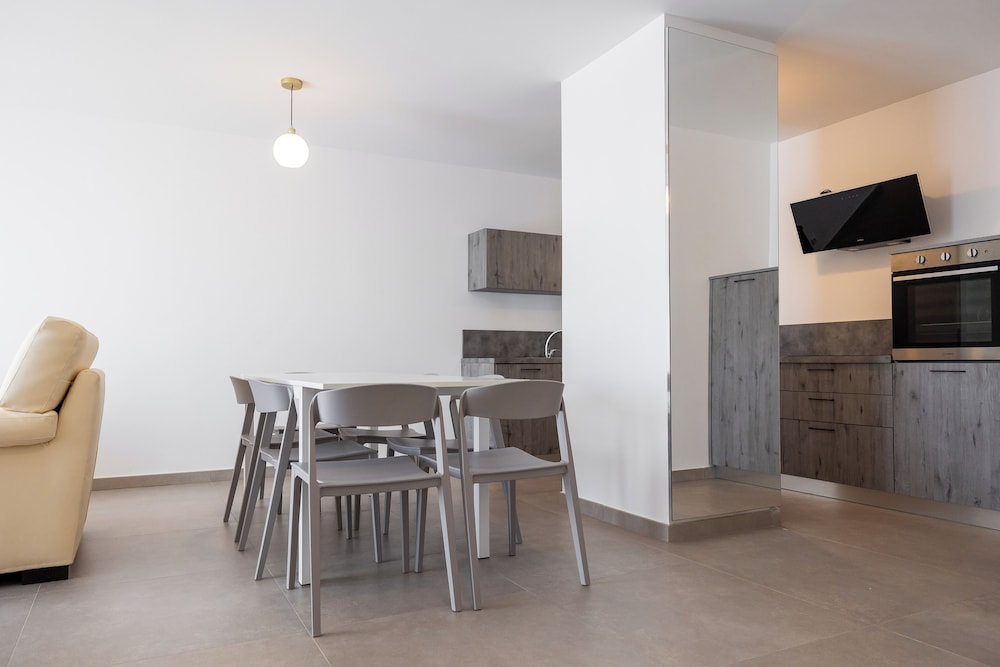 Apartment, Sea View - Photo 5