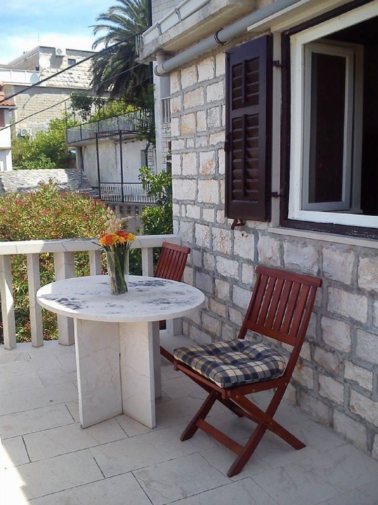 House (Bobi - 50 m from beach - H(6)) photo 2