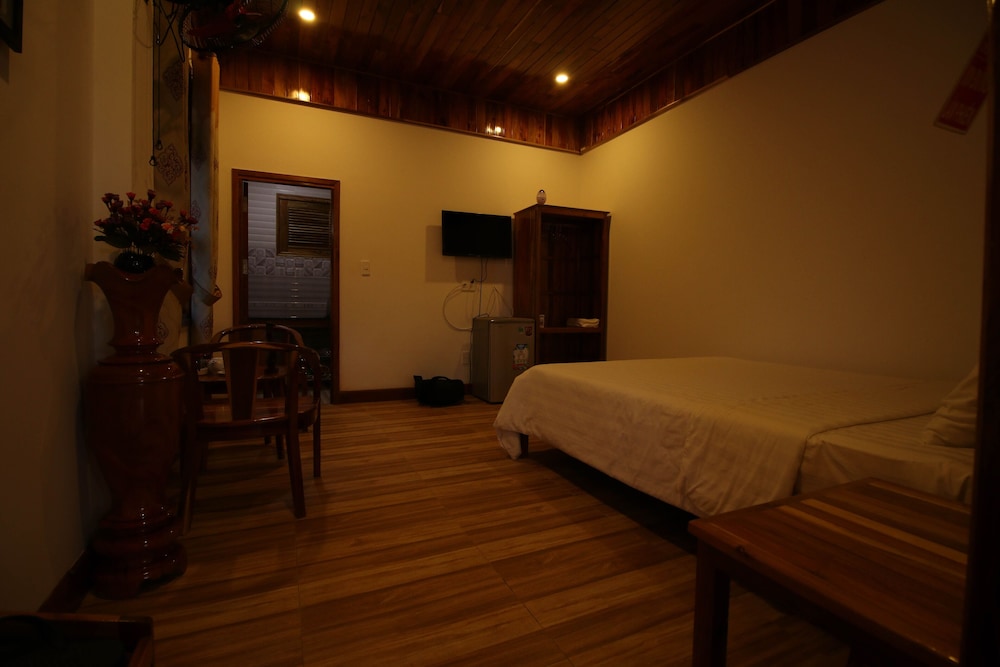 Deluxe Double Bungalow - Photo 9