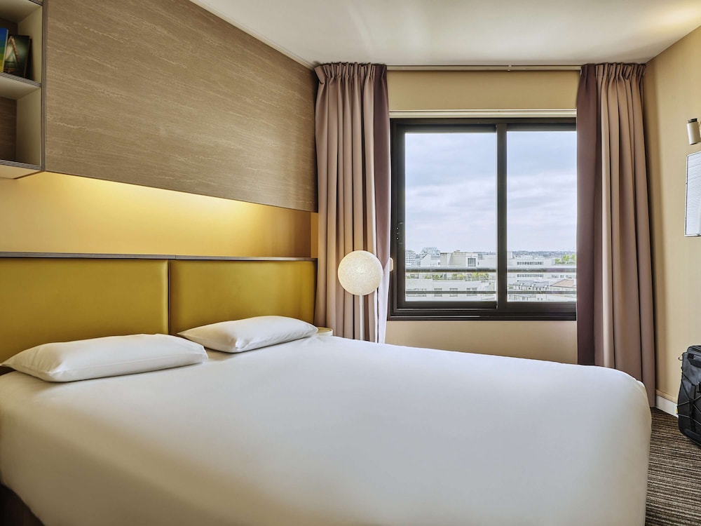 1 bedroom appartment, 1 double bed and sofabeds sleeps 3