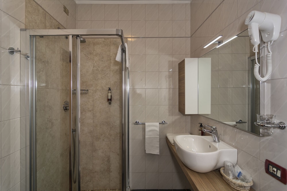Triple Room - Photo 3