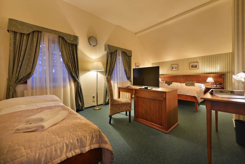 Junior Quadruple Room photo 3