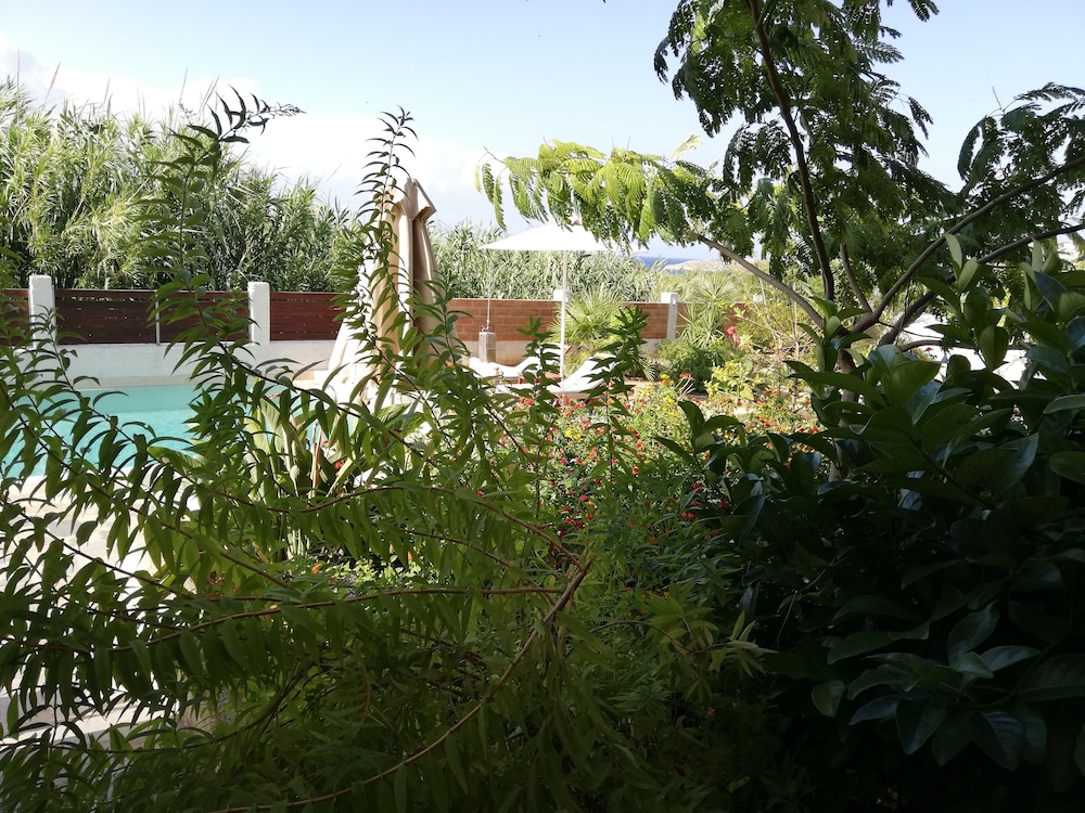 Villa, 3 Bedrooms, Private Pool (Mimis) photo 3