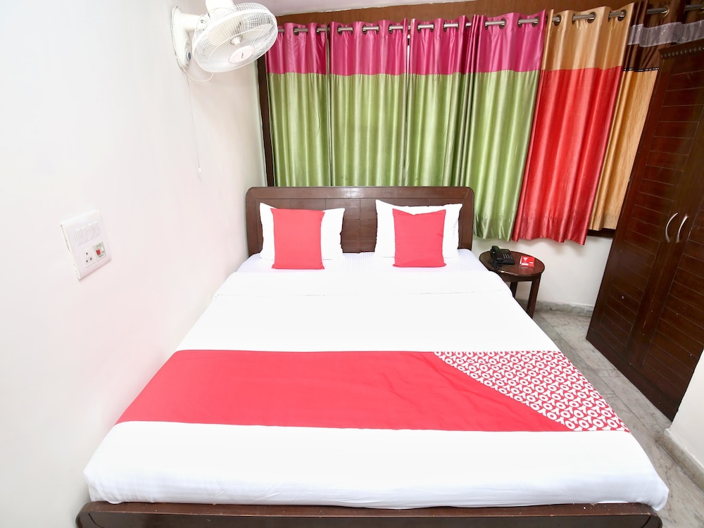 Single Room, 1 King Bed photo 3
