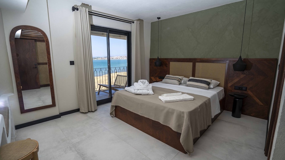 Deluxe Room, 1 Bedroom, Non Smoking, Sea View photo 1