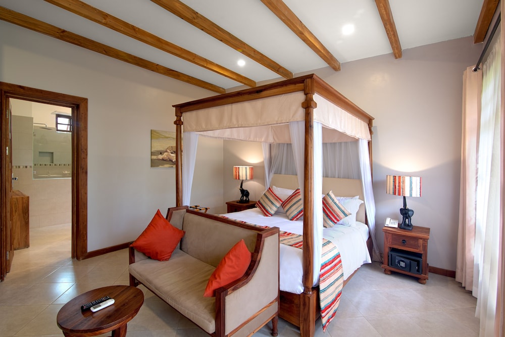 Executive Suite, 1 Bedroom, Kitchen, Mountain View