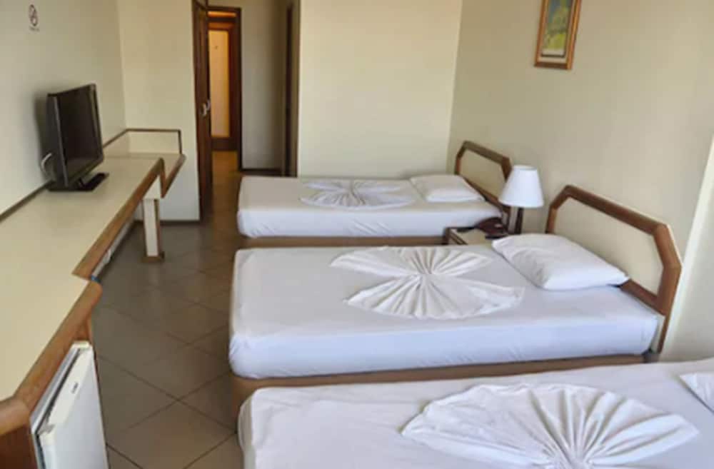 Standard Triple Room, 3 Twin Beds, Non Smoking, Bay View