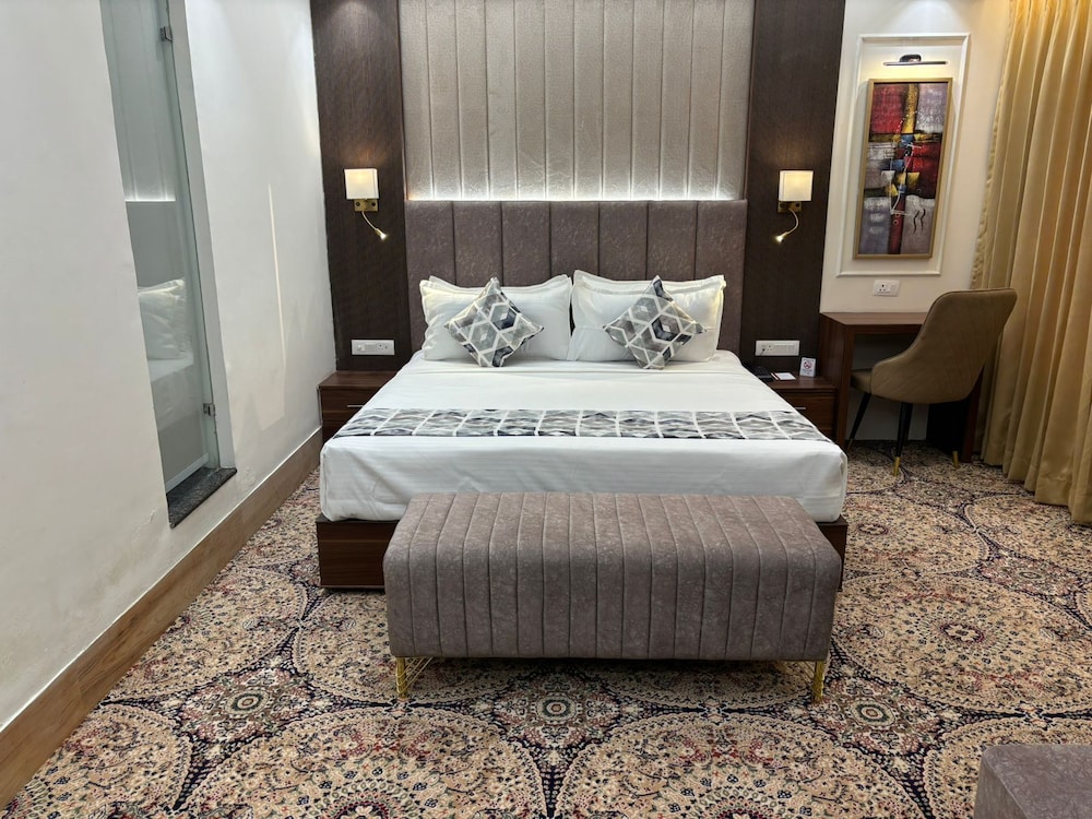 Luxury Studio Suite