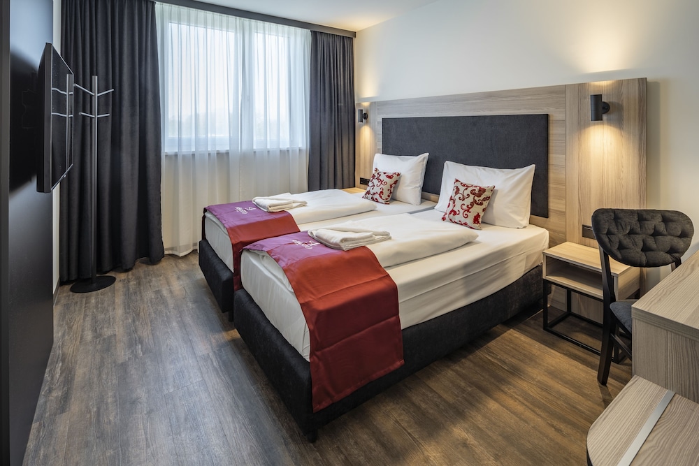 Business Double Room photo 2