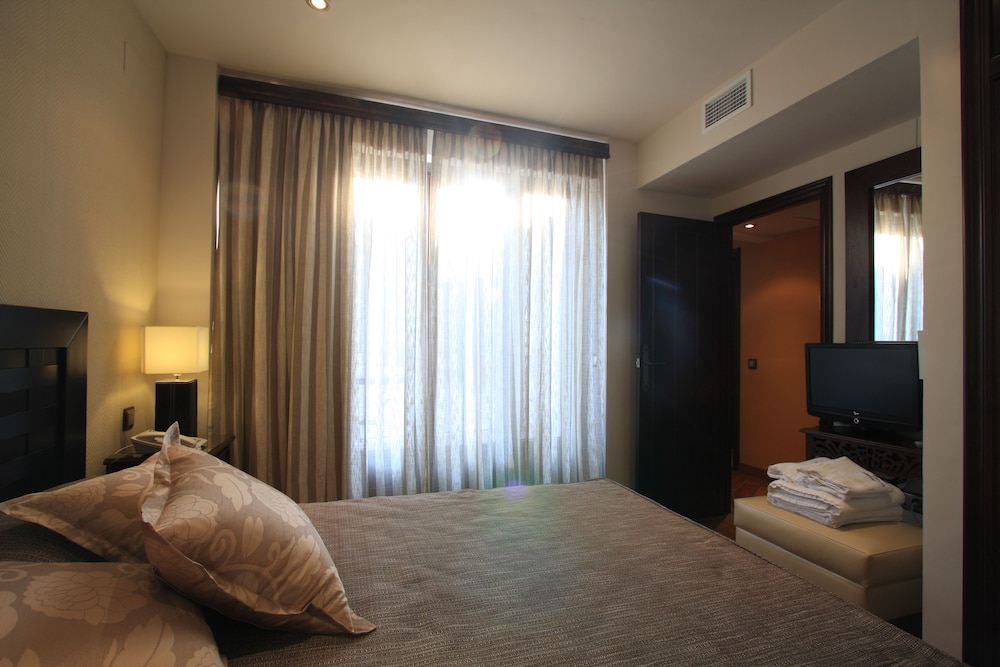 Family Suite, 2 Bedrooms photo 2