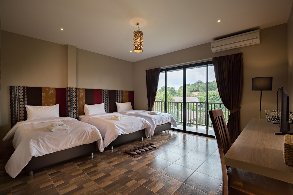 Family Triple Room