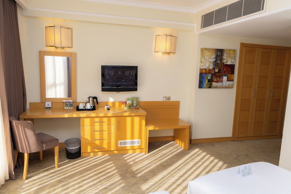 Standard Twin Room - Photo 3