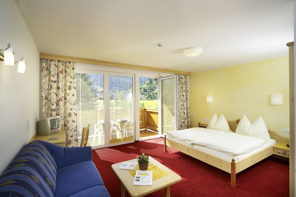 Basic Double Room