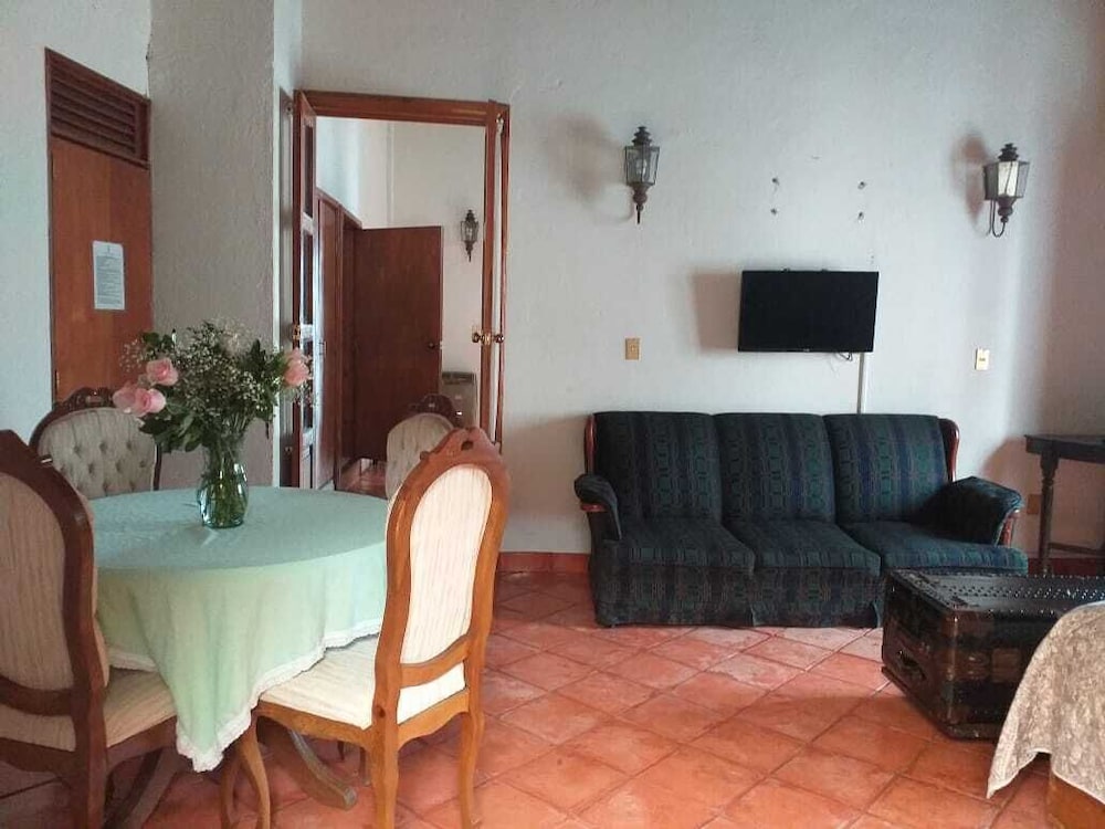 Suite, 2 Bedrooms