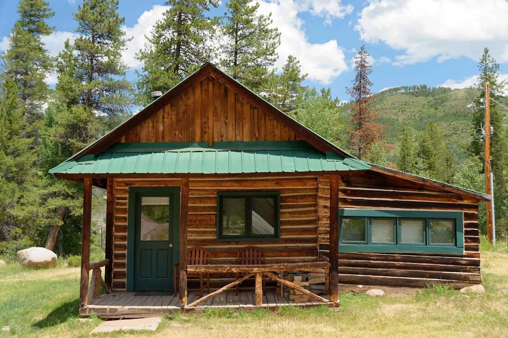 Longbranch Cabin