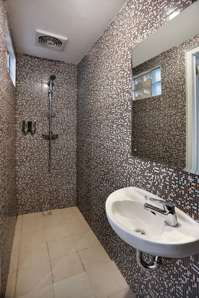Junior Suite, 1 Bedroom - Photo 5