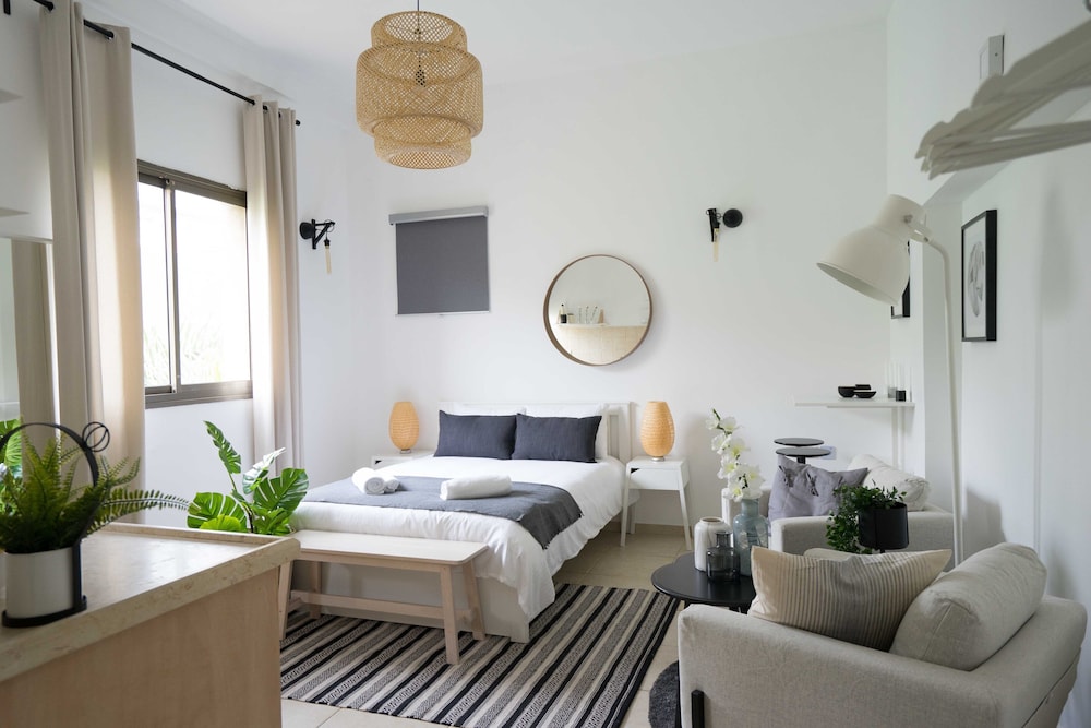 City Studio, 1 Double Bed