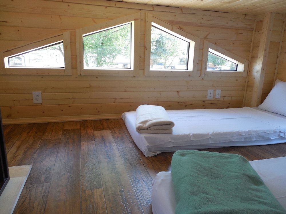 Deluxe Studio, River View (Loft) photo 2