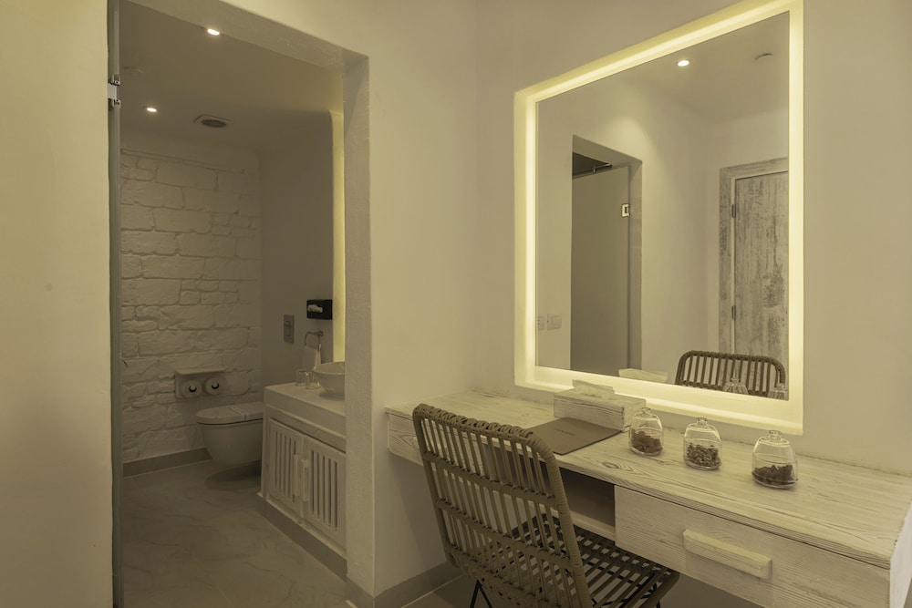 Superior Room - Photo 5
