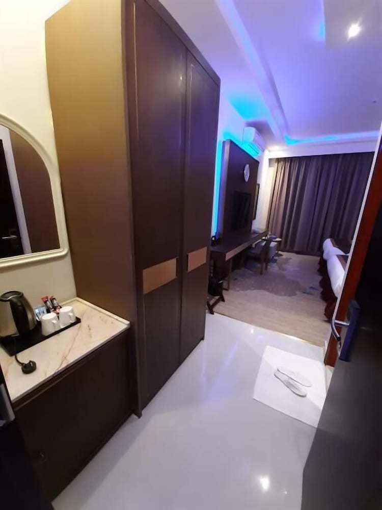 Double or Twin Room, 1 Bedroom photo 3