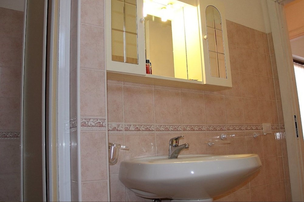 Family Apartment, 2 Bedrooms photo 2