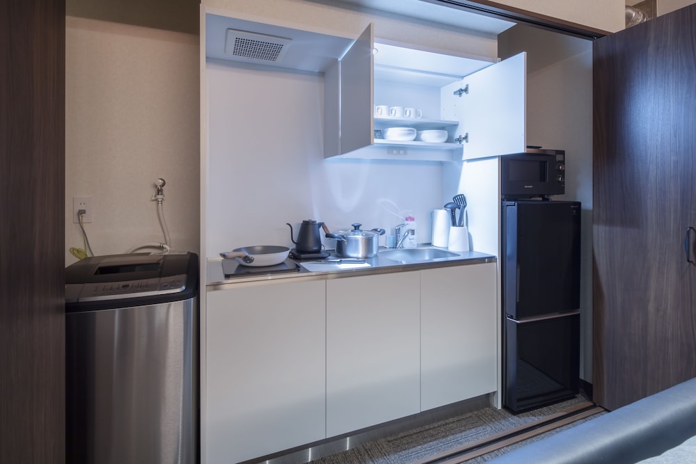 Executive Suite, Multiple Beds, Non Smoking, Hot Tub - Photo 4
