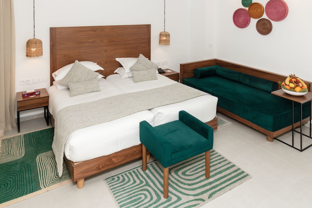Chambre Supérieure (1 Adulte +1 Enfant) photo 2