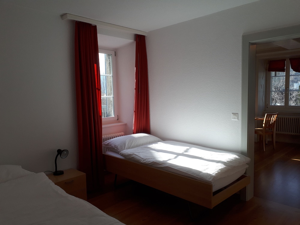 Standard Quadruple Room, Multiple Beds photo 2
