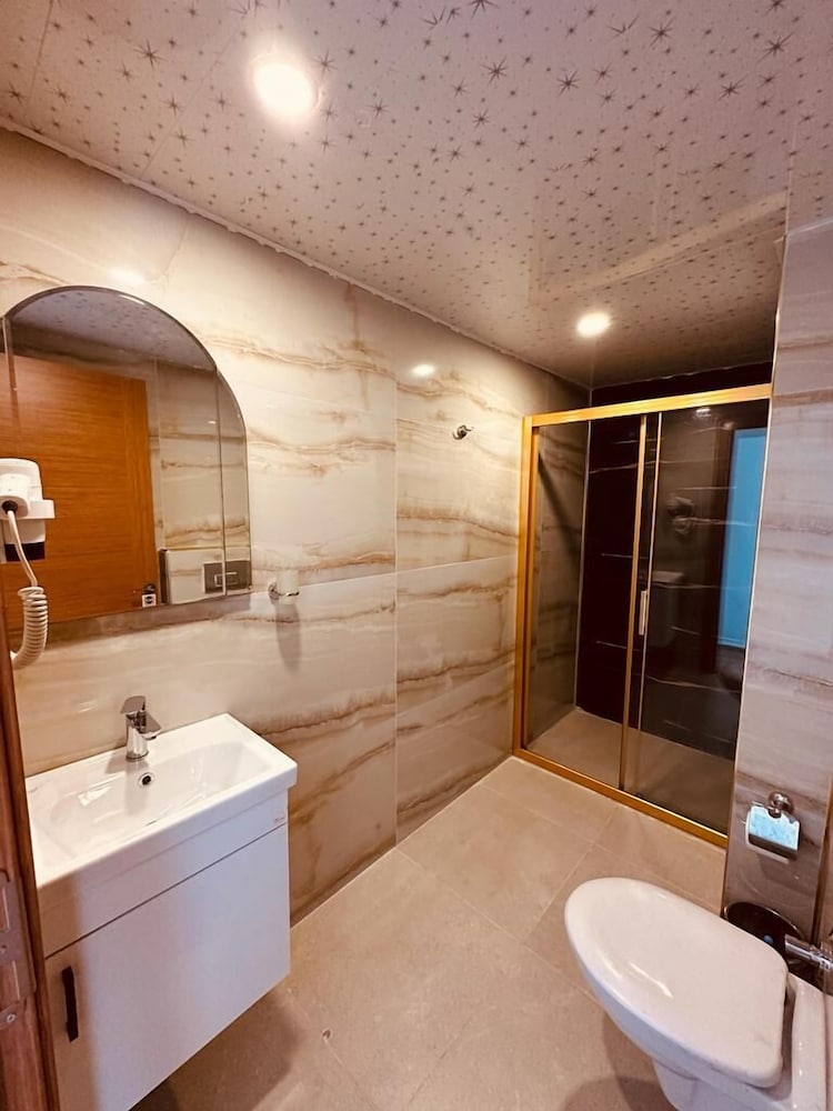 Standard Room - Photo 5