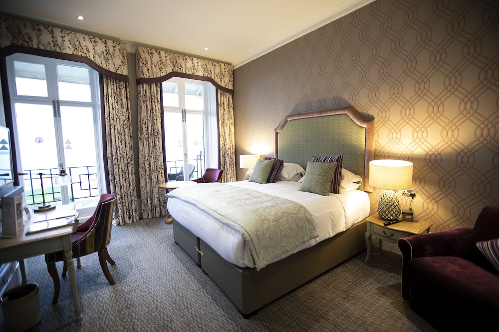 Deluxe Room, 1 Double Bed, Balcony, Sea View - Photo 13