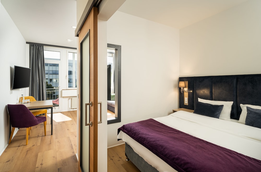 Family Apartment - Photo 4