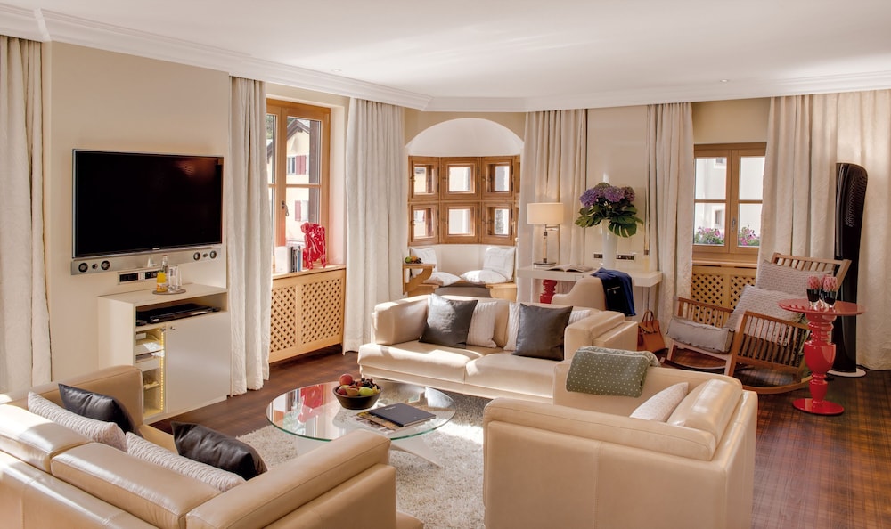 Suite - Photo 4