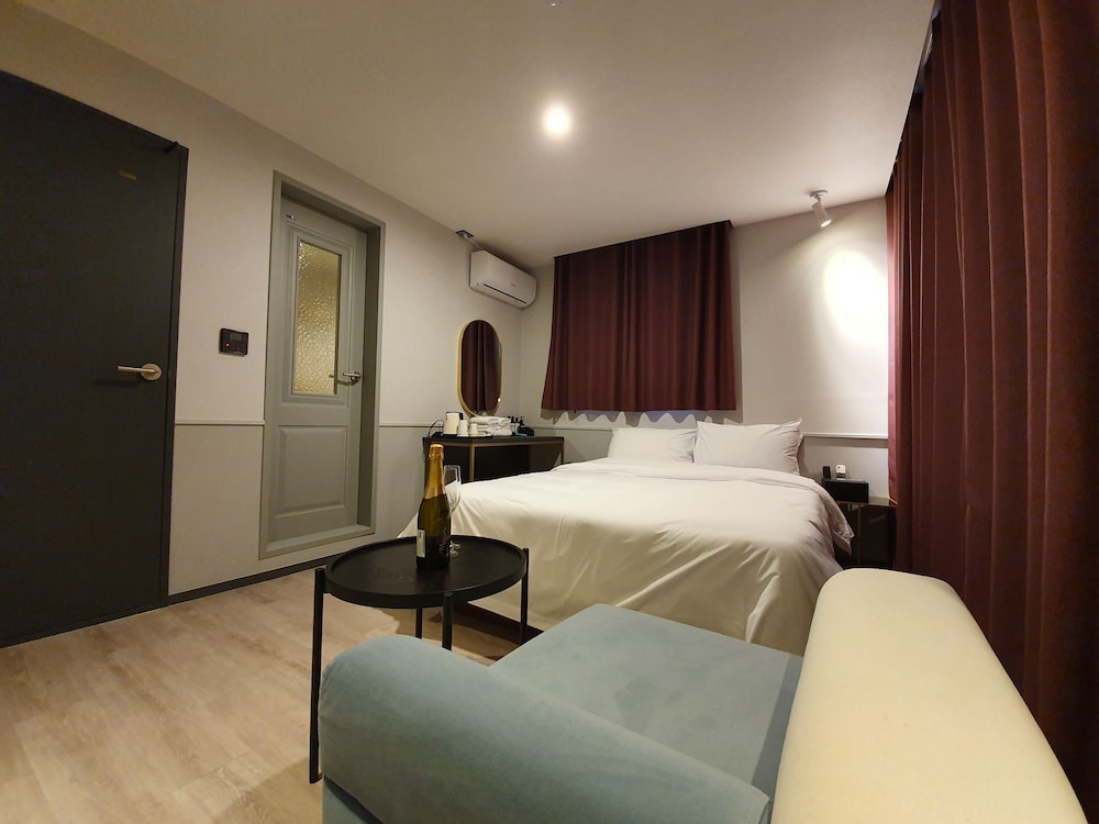 Terrace Room - Photo 4
