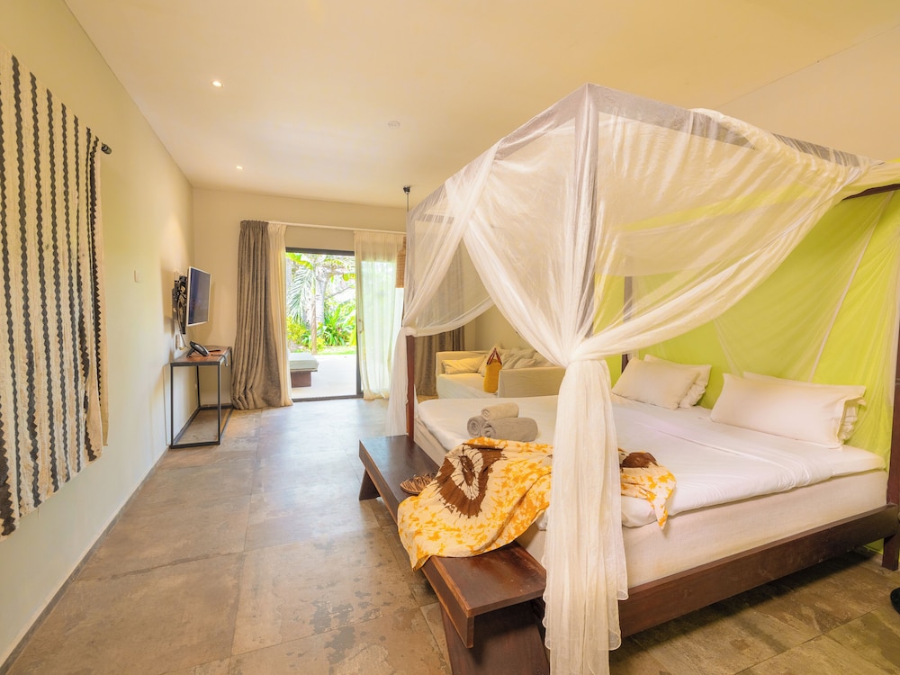 Premium Room, Garden View - Photo 10