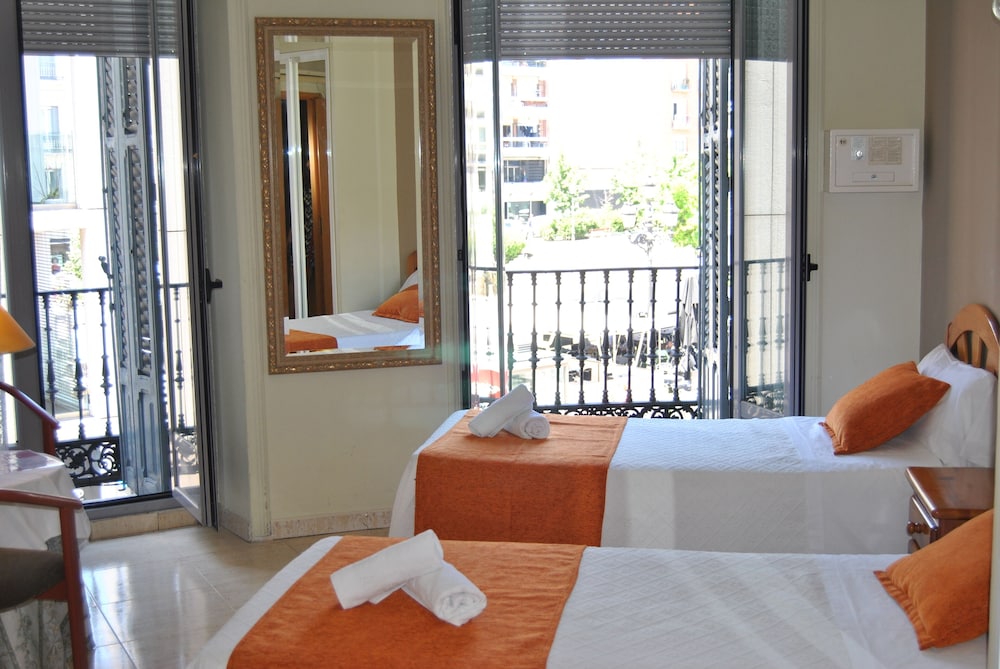 Superior Double Room (Exterior) - Photo 10