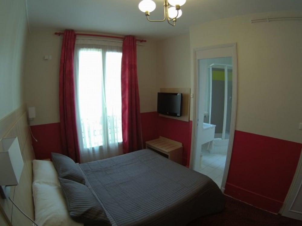 Double or Twin Room photo 1