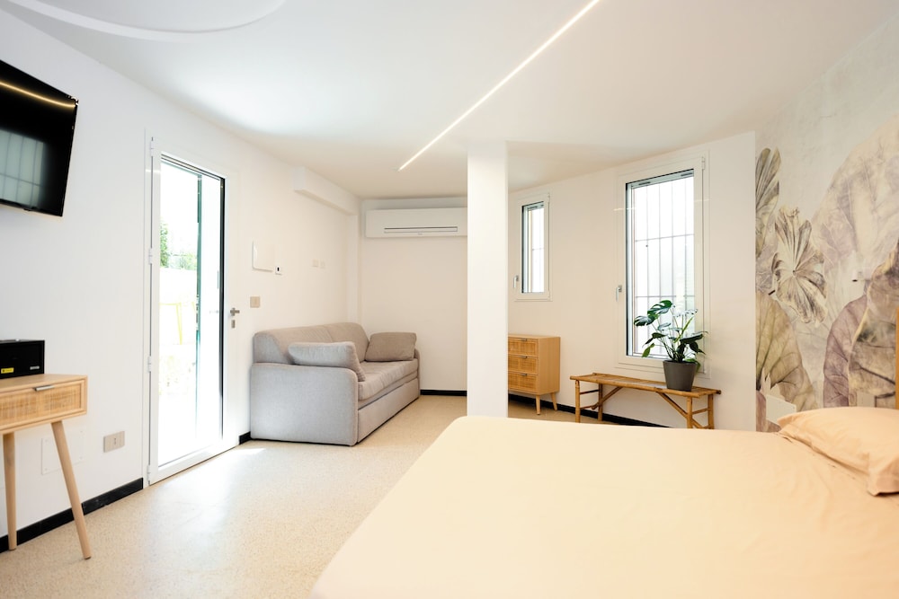 Family Triple Room, Patio photo 1