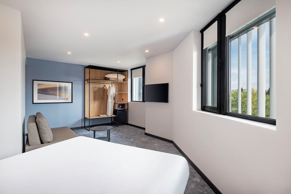 Premium Room (with Sofa) photo 3