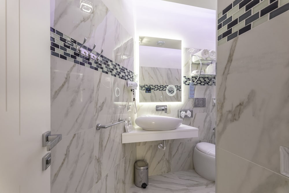 Executive Double Room, City View, Corner photo 2