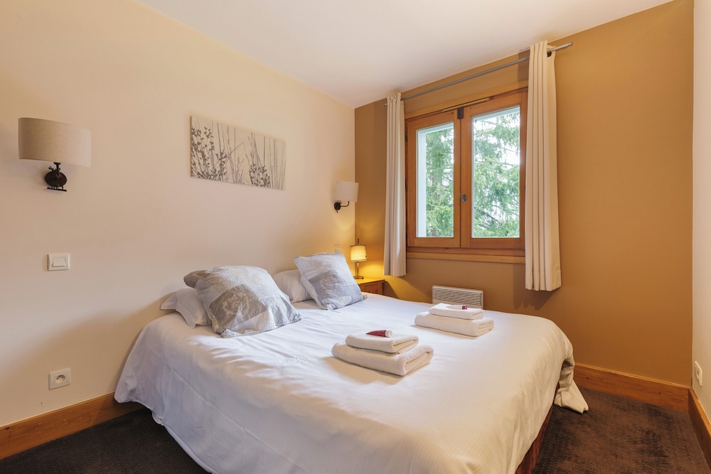 Family Apartment, Multiple Bedrooms (Vallorcine Balme 03 ski in / ski out)