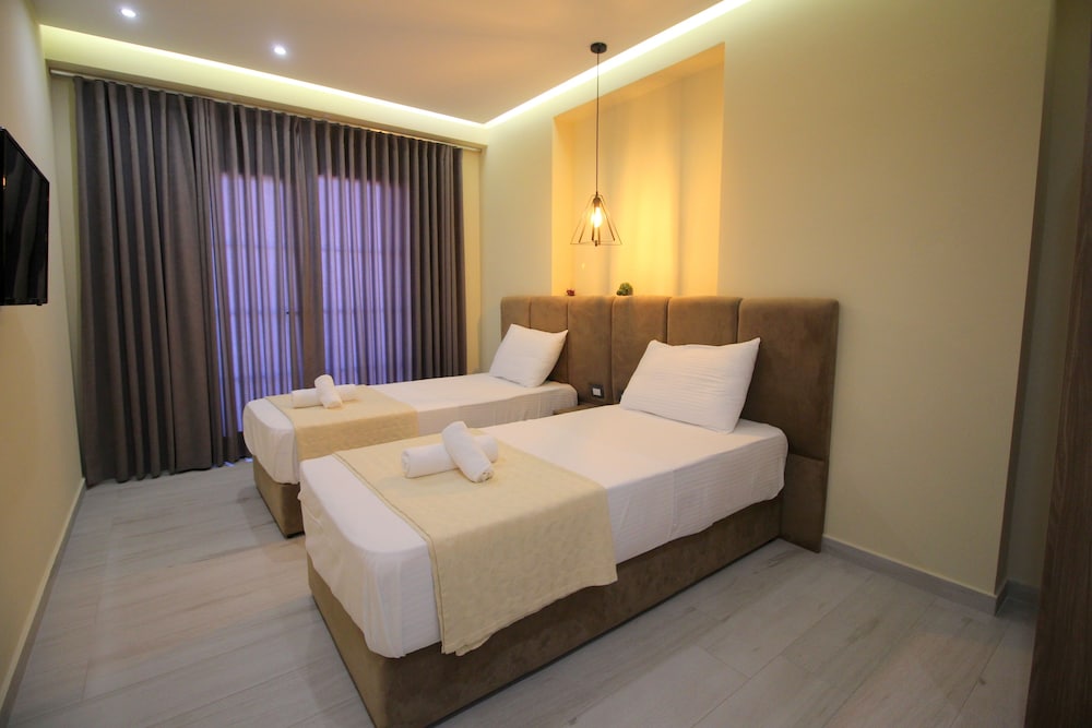 Double or Twin Room photo 2