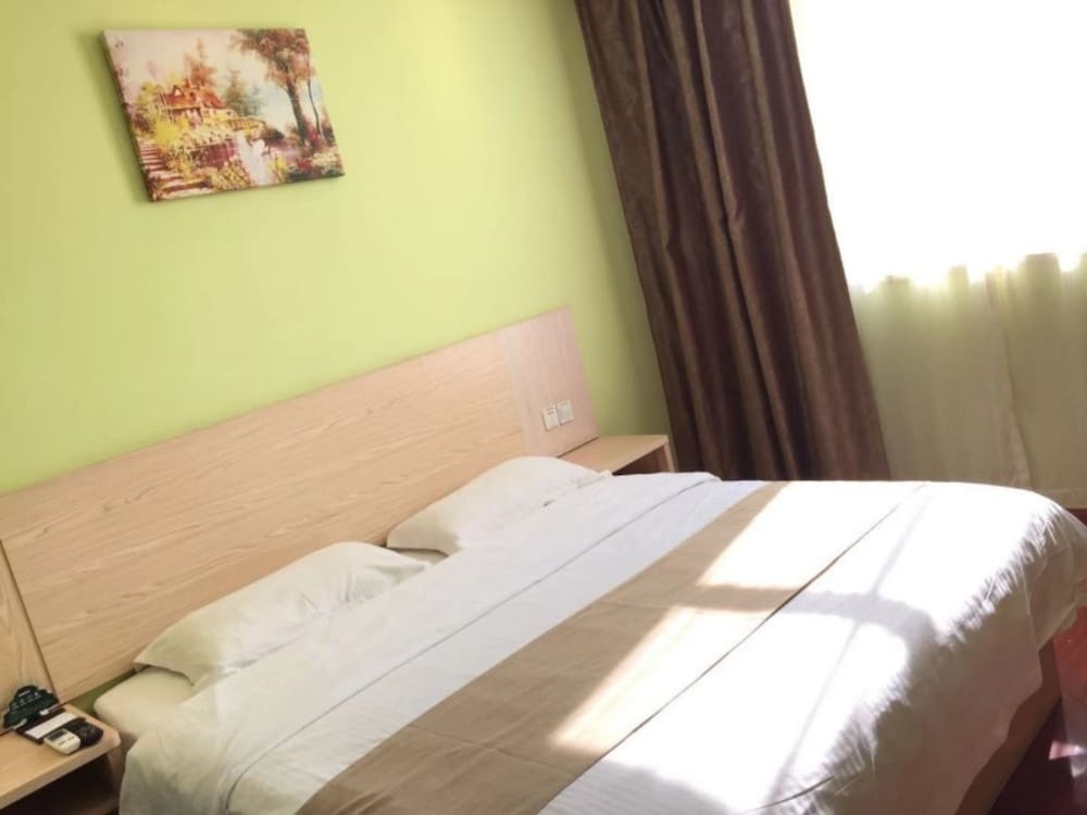 Superior Room, 1 King Bed (Mainland Chinese Citizen Only)