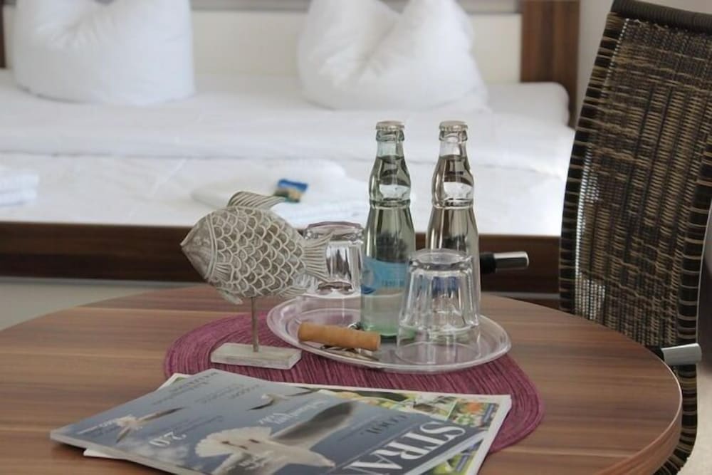 Standard Double Room (Forest Facing) photo 2