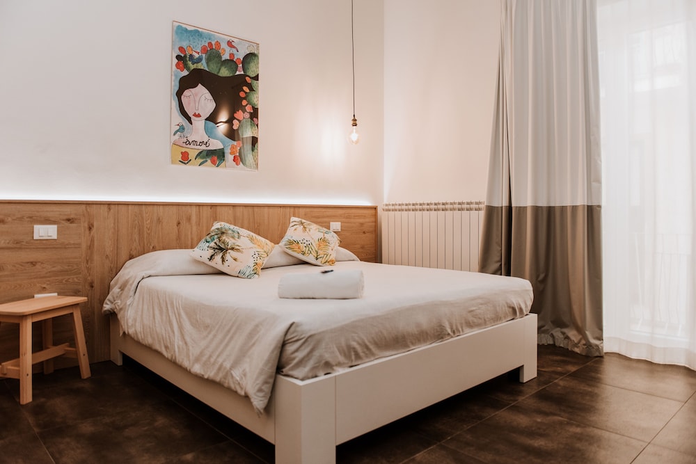 Deluxe Double or Twin Room, Ensuite